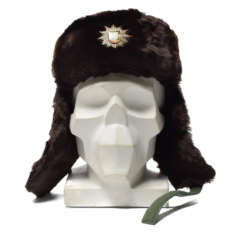 Oryginalna niemiecka policja ciepła zimowa czapka zimna pogoda Faux Fur Ushanka odznaka nowa
