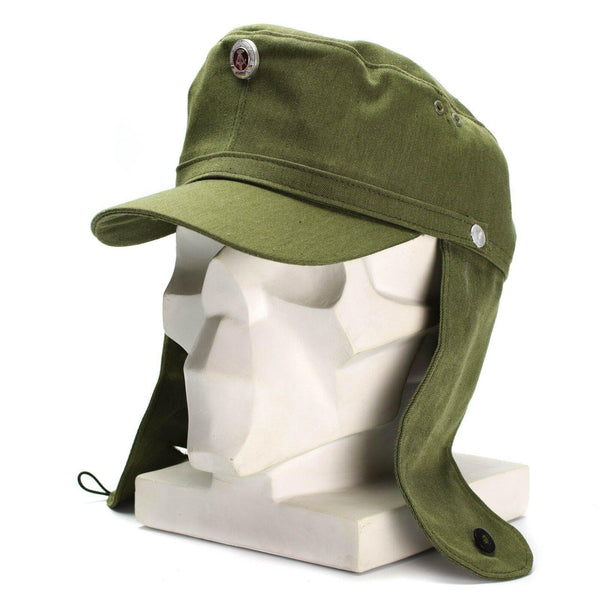 Oryginalne wschodnie niemieckie armia armii earflaps cap m-43 w stylu hat w metalowy odznaka