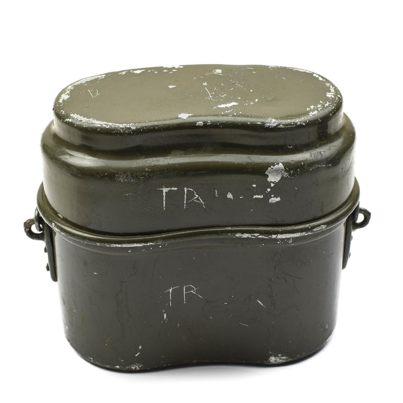 Oryginalny zestaw bałaganu węgierskiego. Aluminiowy wojskowy melonik 2PCS