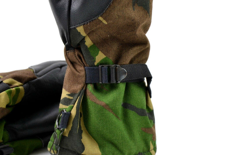 Oryginalna armia holenderska DPM Woodland Camo Mittens. Holenderskie rękawiczki wojskowe