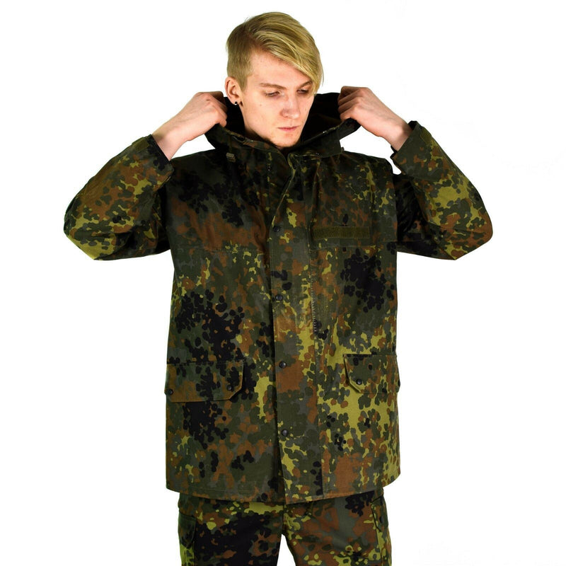 Oryginalna niemiecka kurtka polowa Goretex Flecktarn Wodoodporny sprzęt przeciwdeszczowy Parkana
