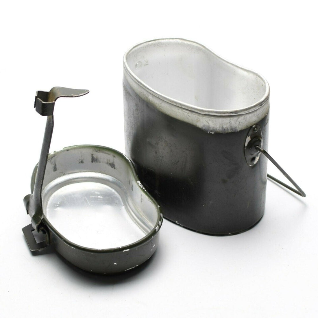Prawdziwy zestaw do armii rumuńskiej. Aluminiowy wojskowy melonik