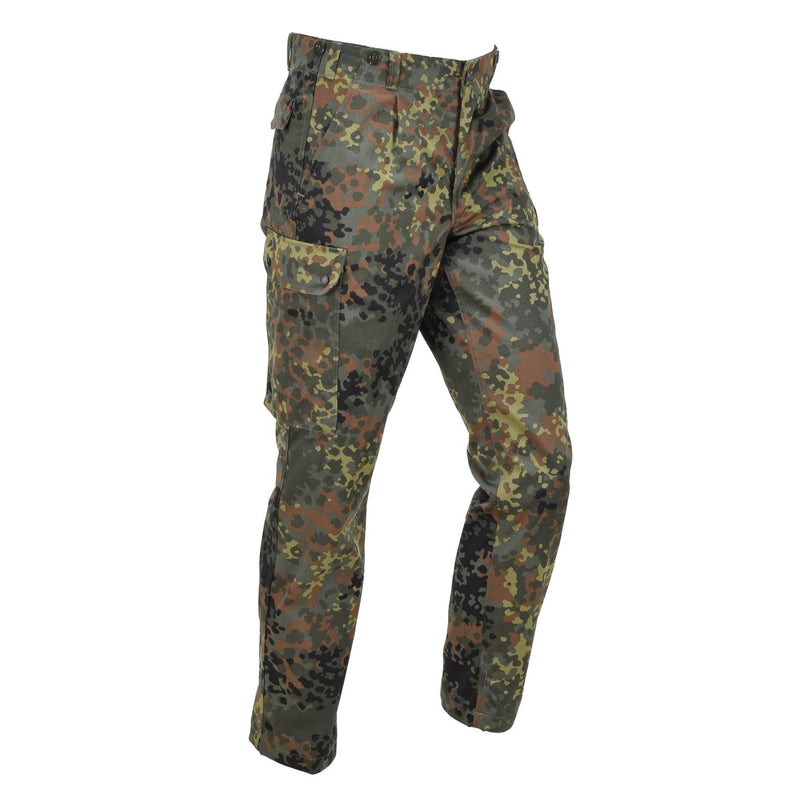 Leo Köhler men's lightweight tactical airsoft pants in Flecktarn camo with cargo pockets and belt loops.