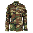 Original Italian military combat jacket in lightweight woodland camo with multiple pockets and adjustable cuffs.