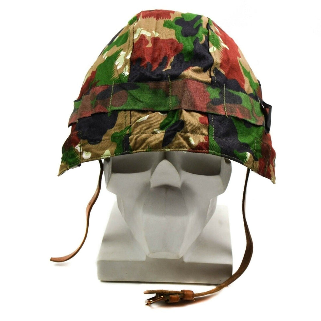 Oryginalny szwajcarski hełm wojskowy M71 Cover Alpenflage Camo