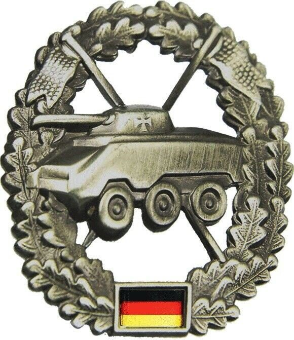 Prawdziwa armia niemiecka bolenia beret cockade tank rozpoznawczy żołnierzy opancerzone